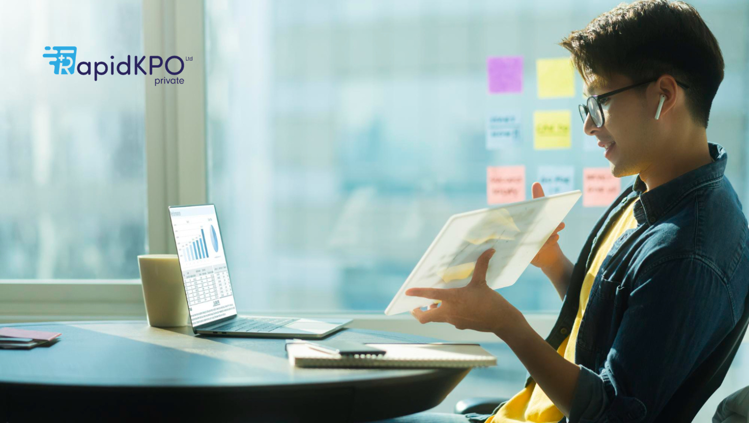 How Bookkeeping Outsourcing Helps UK Firms Work Smarter